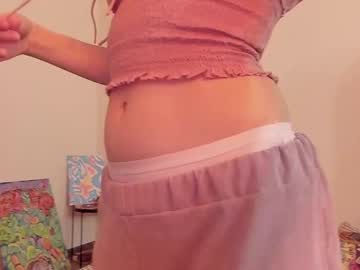 girl
        atmospherra cam image #5924339