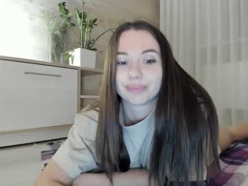 girl
        meryfoxxx cam image #5965091