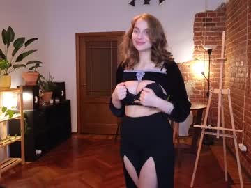 girl
        artdimension cam image #3570338