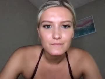 girl
        nancy_babe20 cam image #4348374