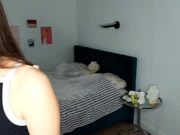 girl
        smoothnesss cam image #7005651