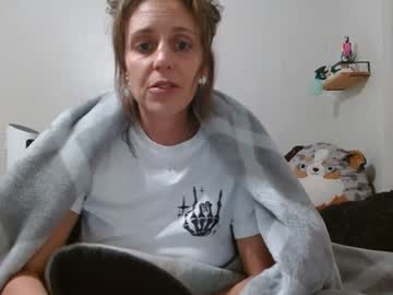 girl
        alannarack cam image #6665601