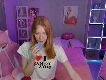 girl
        niicolle18 cam image #5115976