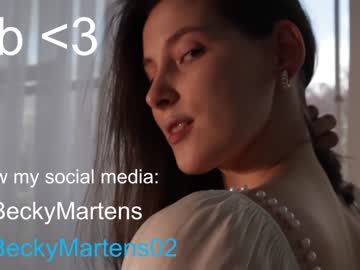 girl
        beckymartens cam image #2491632