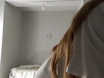girl
        odelynacrook cam image #6642002