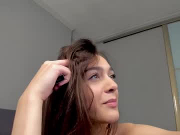 girl
        jenifferr_star cam image #6556736