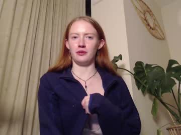 girl
        dominiquemystique cam image #2590272