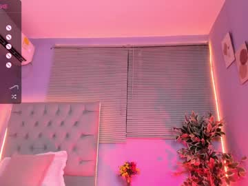 girl
        alex_saeli cam image #2555951
