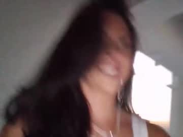 girl
        mariariccii cam image #6578766
