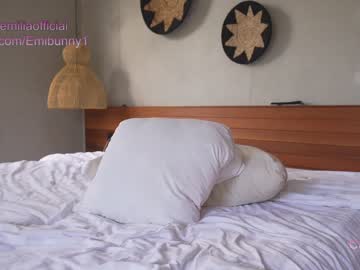 girl
        emilia98xxx cam image #1465639