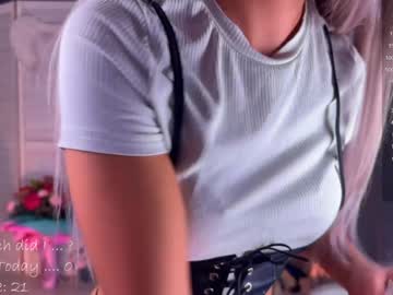 girl
        blush_mikki cam image #5576312