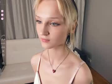 girl Cam Girls Get Busy With Their Dildos With No Shame with elen_helen