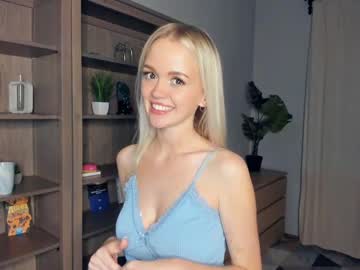 girl
        goldest_soul cam image #2310055