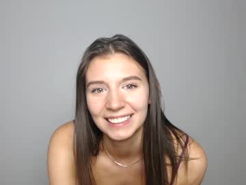 girl
        heidihotte cam image #3198666
