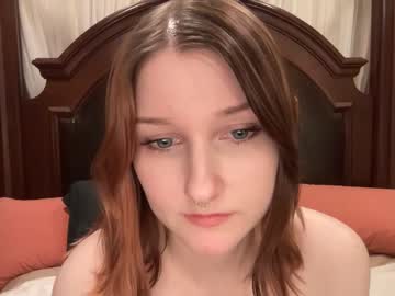 girl
        tinytittytia cam image #4158827