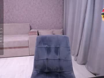 girl
        kerelai cam image #2409198