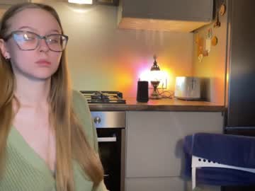 couple
        babyytonight cam image #3799311