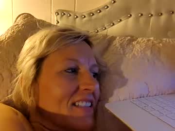 girl
        msmcluvn cam image #4022016