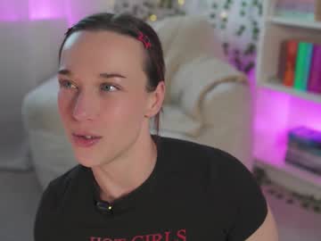 girl
        emily_fox_official cam image #6764094