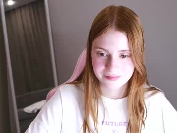 girl
        edahawks cam image #5492227
