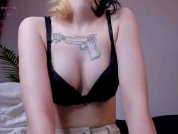 girl
        kate_blush_ cam image #4442064