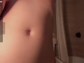 girl
        stripfromparadise cam image #1058945