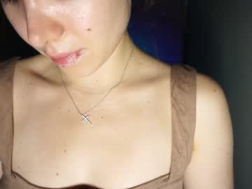 girl
        soifiee cam image #508776