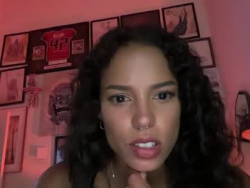 girl
        jazmeetswrld_show cam image #6883243
