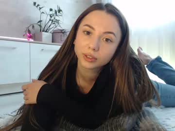 girl
        meryfoxxx cam image #2415072