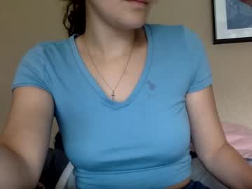 girl
        briskiiz cam image #1655489