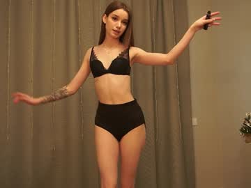 girl
        harrieteasley cam image #6021214