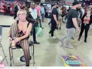 girl
        champagnefun cam image #1369815