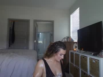 girl
        kristintaylor_ cam image #3967251