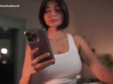 girl
        letiziafulkers1 cam image #5276937