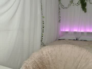 girl
        cutie_kendy cam image #2703554