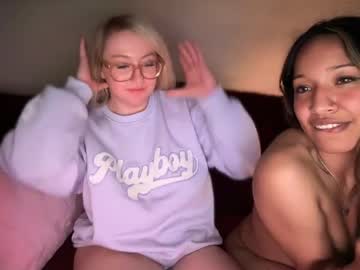 girl
        vanillapuddingpie cam image #6674104