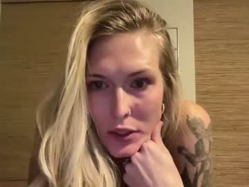 couple Cam Girls Get Busy With Their Dildos With No Shame with rlh716