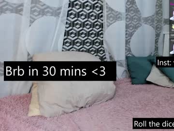 couple
        vivianperri cam image #407163