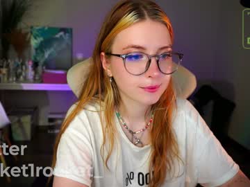 girl
        pocketrocket_ cam image #2547989