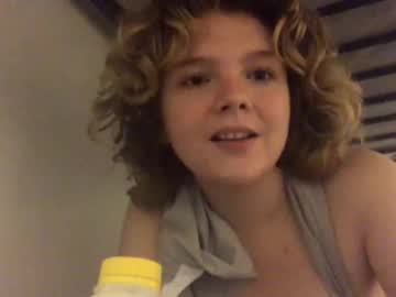 girl Cam Girls Get Busy With Their Dildos With No Shame with islalynn