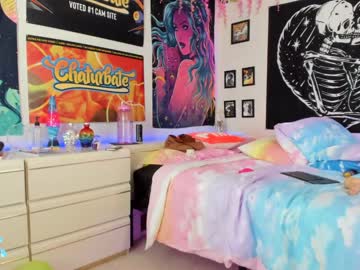 girl
        daphnemadison cam image #1563577