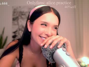 girl
        alicia_uwu cam image #1329077