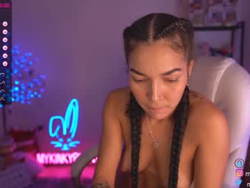 girl
        mykinkybunny cam image #536939