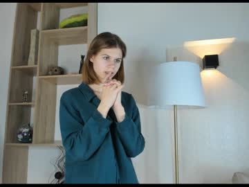girl
        fontyfall cam image #2866971