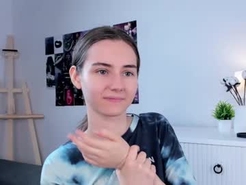 girl Cam Girls Get Busy With Their Dildos With No Shame with approche_toi_petite