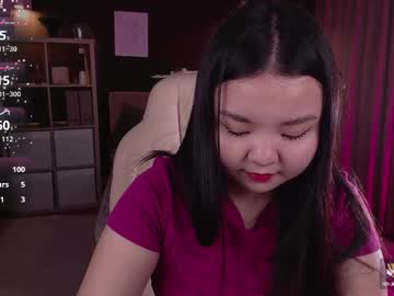 girl
        suzy_baee cam image #5250075
