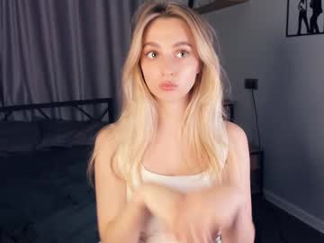 girl Cam Girls Get Busy With Their Dildos With No Shame with ohana_massari