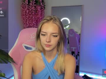 girl Cam Girls Get Busy With Their Dildos With No Shame with lolasmallbunny