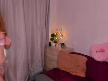 girl Cam Girls Get Busy With Their Dildos With No Shame with kyleonetime