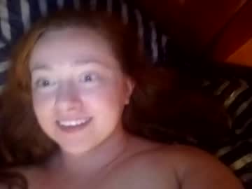 girl
        ashleydawnr7 cam image #6309365